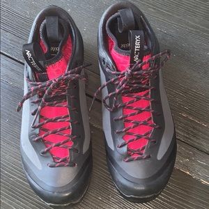 Arc'teryx Acrux FL GTX Approach Shoe